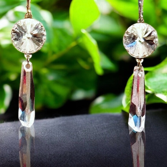 Elegant Swarovski Crystal Drop Earrings